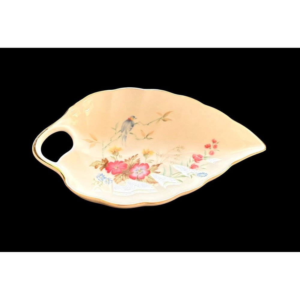 Vintage Royal Kent Floral Leaf Shaped Gold Trim Fine Porcelain‎ Trinket Dish